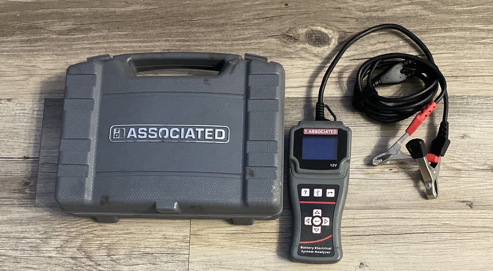 Associated Equipement 12-1012 digital battery system analyzer