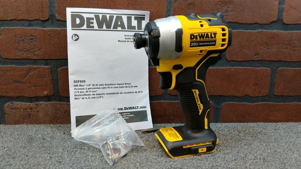 Dewalt DCF809 20V MAX Atomic Brushless 1/4" Compact Impact Driver-***NEW***