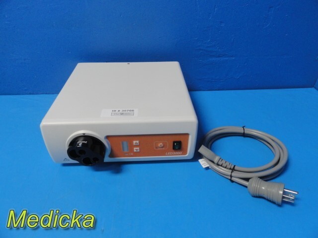 2015 Smith & Nephew Ref 72204011 Model LED-3000 (Day Color) Light Source ~ 36766