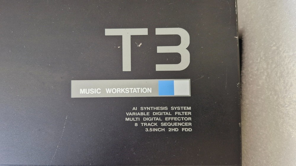 KORG T3 Workstation 1989