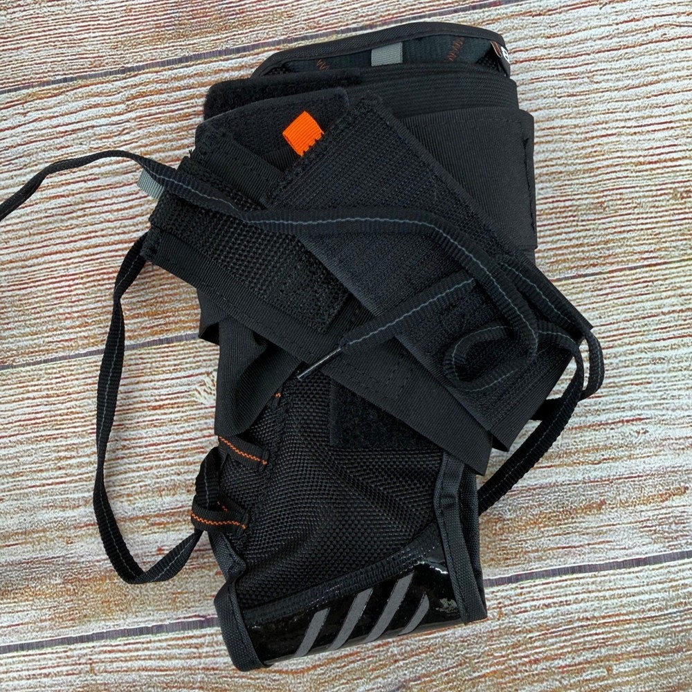 Shock Doctor Ankle Stabilizer Level 2 Flexible Support Stays Black Medium 851