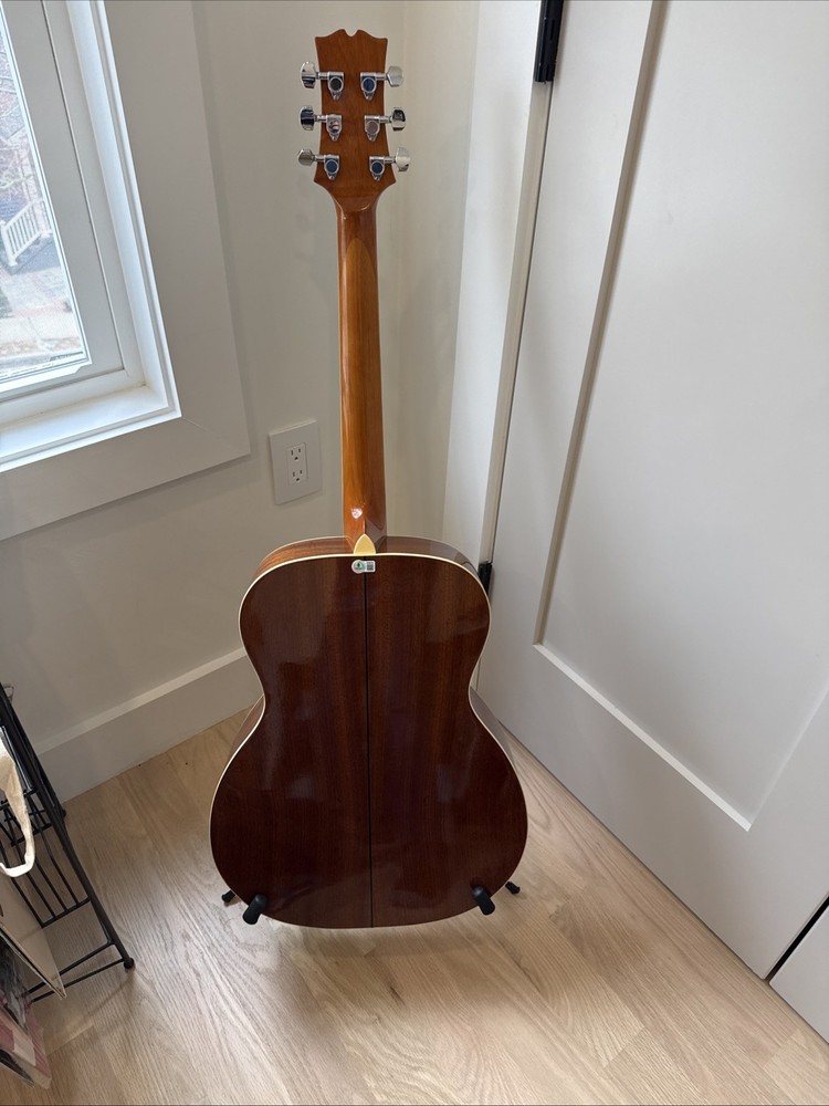 Riley Green Signed Mitchell Guitar Beckett BAS COA