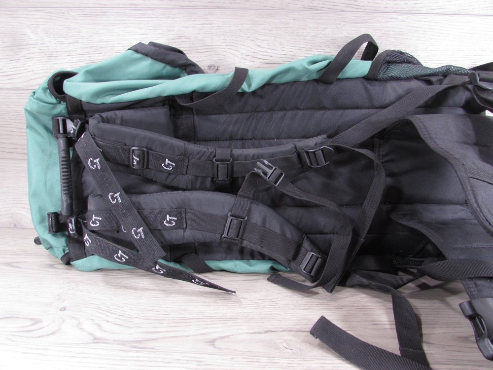 Camp Trails Backpack Scirocco 2 Medium Capacity Streamline Pack Internal Frame