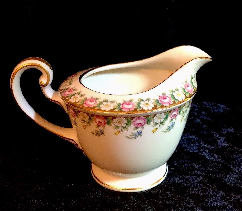 Noritake Beverly 5162 Creamer