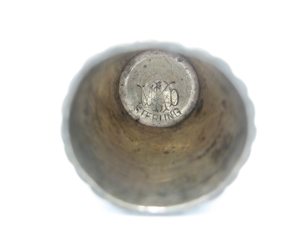 Antique Sterling Silver Sewing Thimble Size 9 Raised Wave Design Border