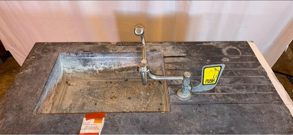 47" Duralab Black Epoxy Sink Bundle(S6LLST2268)