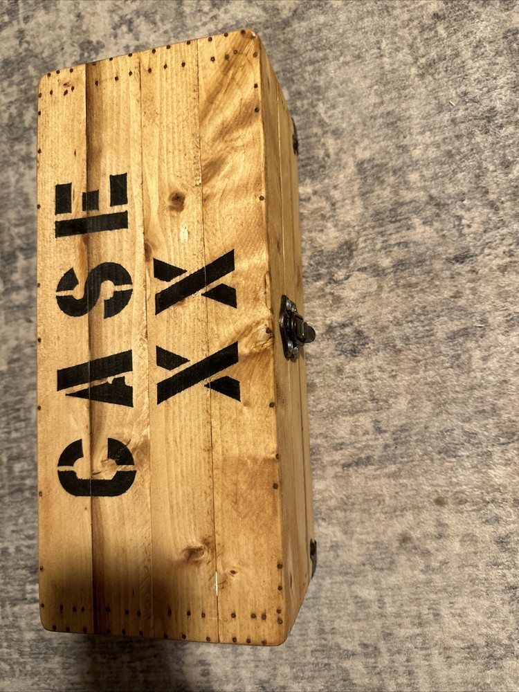 pocket knife storage case