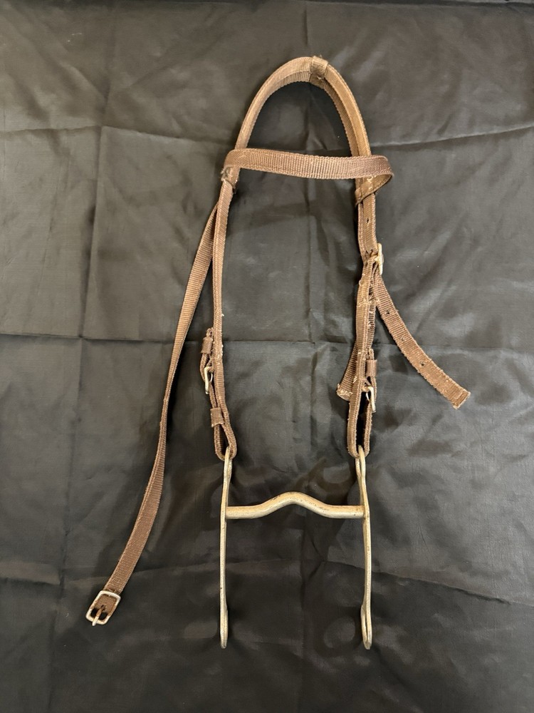 Solid Low Port Bit with Nylon Headstall ￼