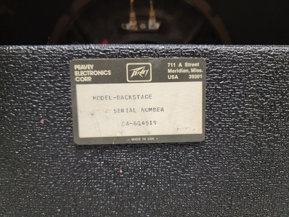 Peavey BACKSTAGE 30 Guitar Combo Amp Amplifier