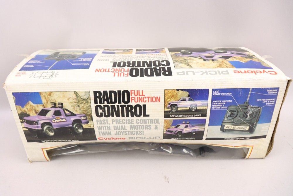 Radio Control RC Full Function Cyclone Pick-Up Truck NIB