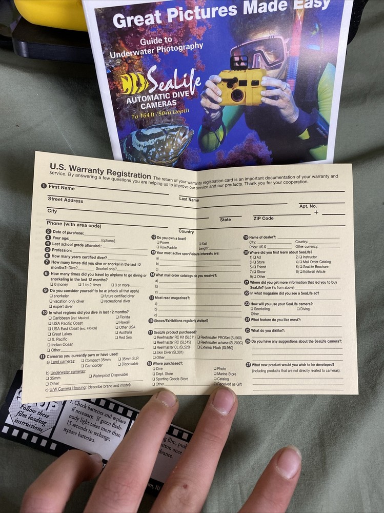 SeaLife Camera Kit With Camera, Enclosure, Flash And Case WORKS!!