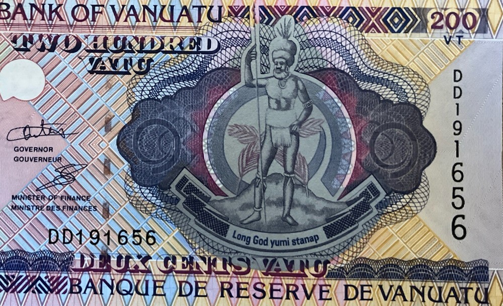 Vanuatu Banknote. 200 Vatu. Dated 2006. Unc. P8c