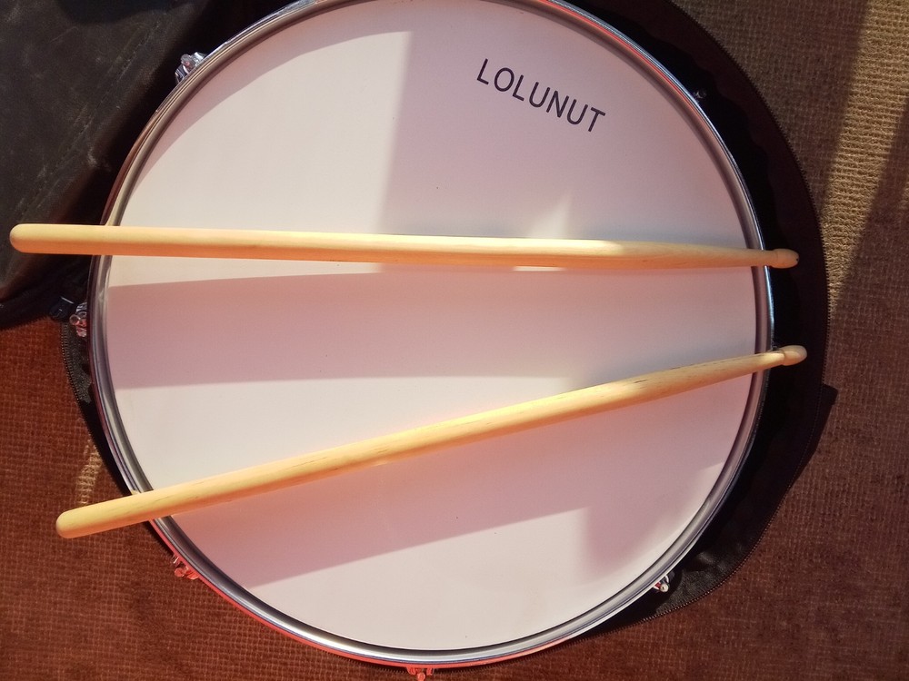 Lolunut Snare Drum With Case