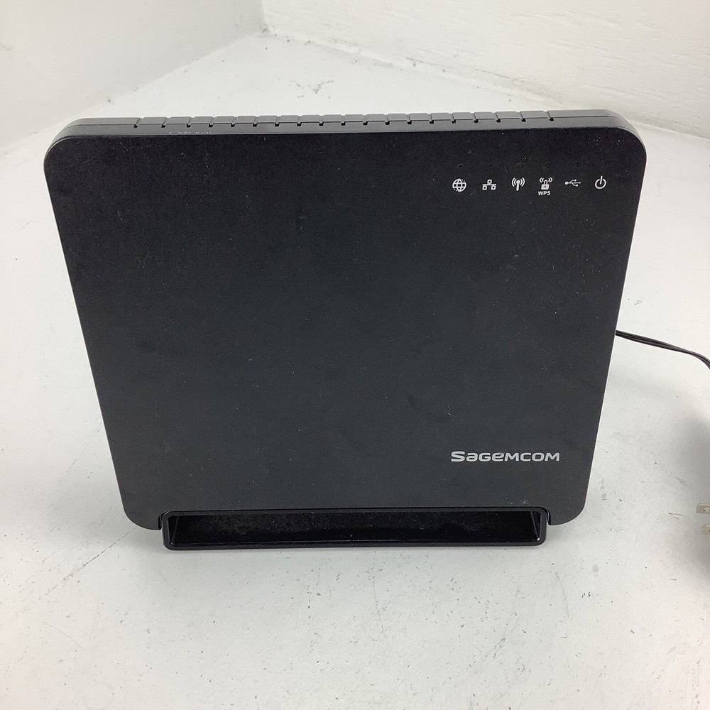Sagemcom 5260 1000 Mbps Wireless Router - Black
