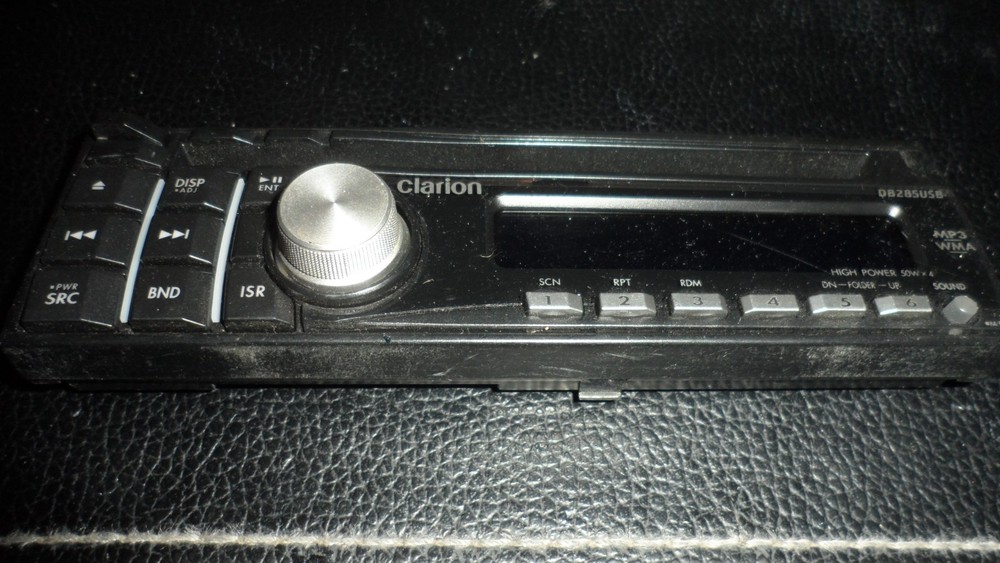 CLARION DB285USB FACEPLATE ONLY / USED TESTED WORKING