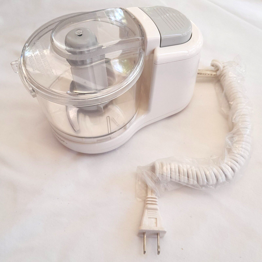 Black & Decker Handy Chopper HC2000 White Mincer/Chopper