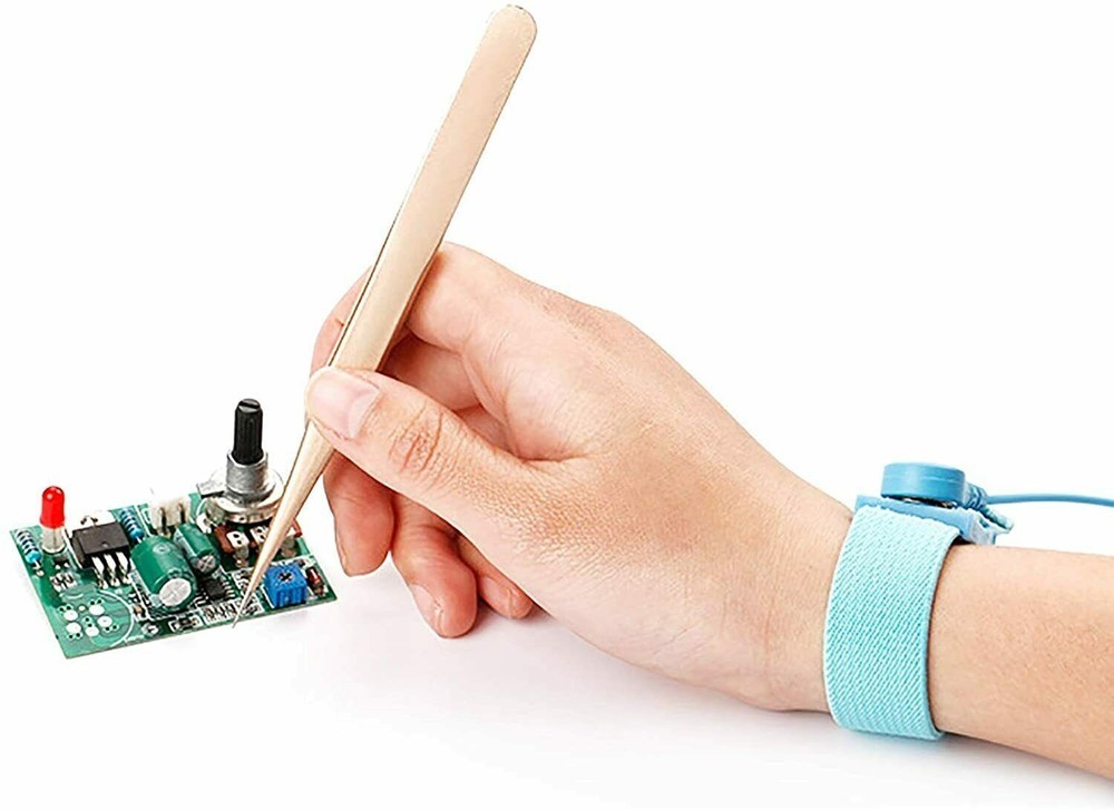 Anti-Static Wrist Strap ESD Grounding Strap With Removable Clip