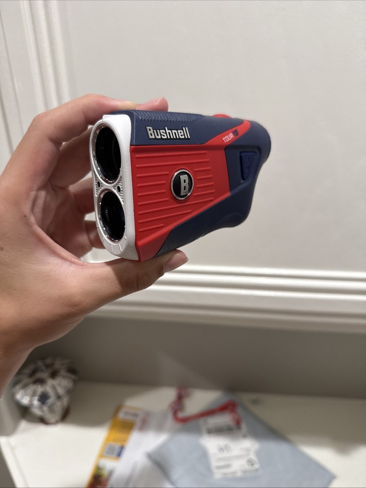 Bushnell V5 Range Finder