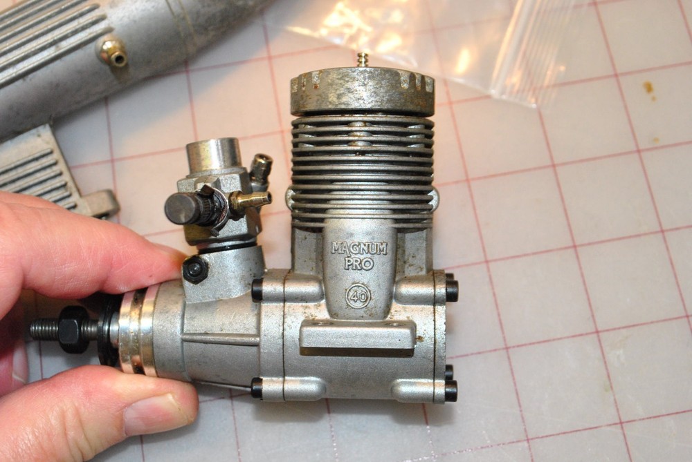 Magnum Pro 40 ABC RC Engine and muffler. Nice!