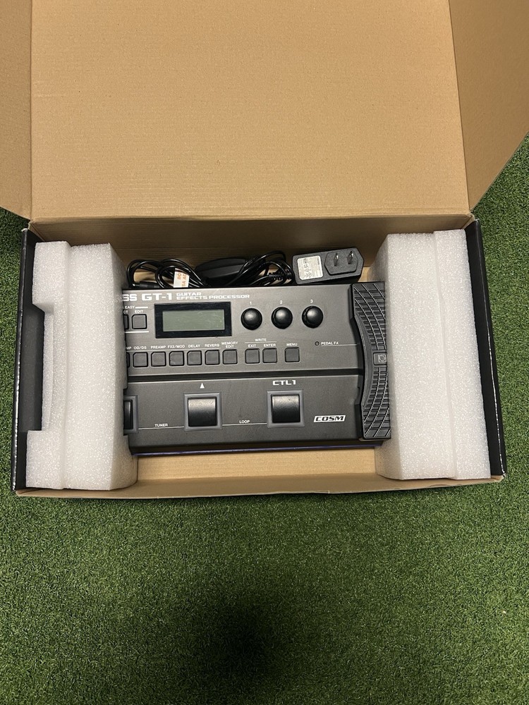 Boss GT-1 Guitar Multi-Effects Processor Black/Blue