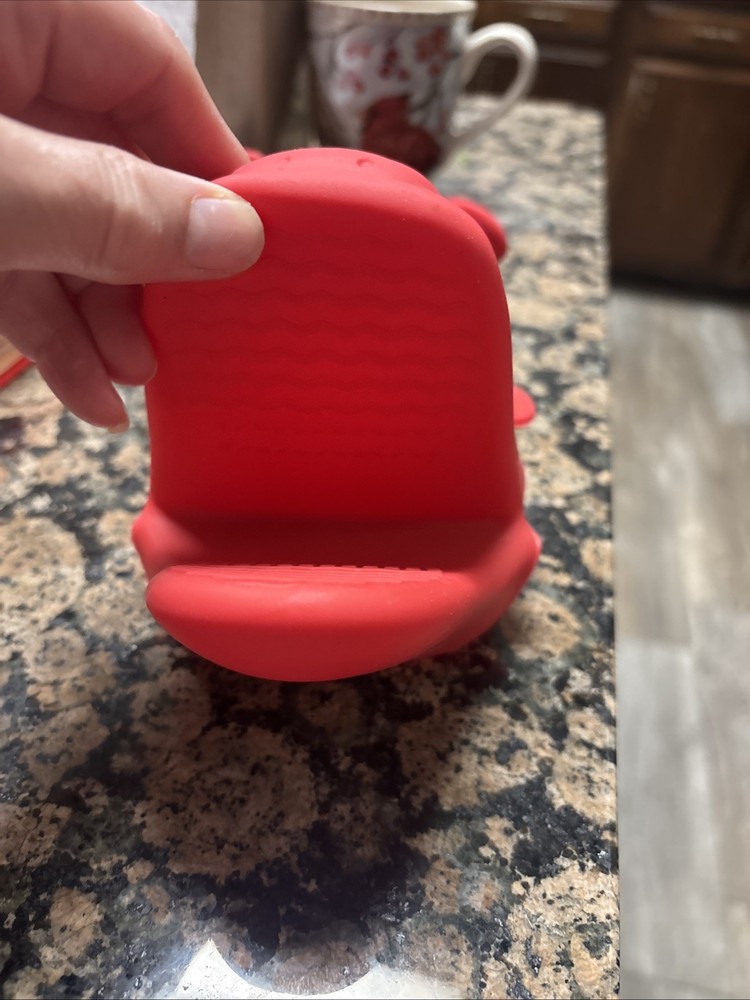 Silicone dog potholders