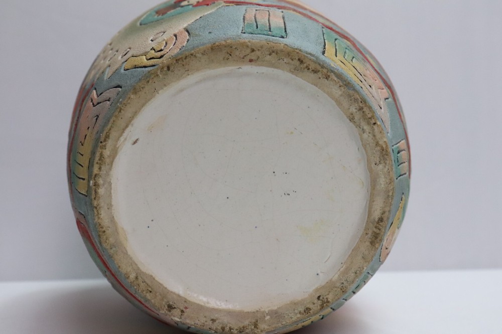 Ceramic Carved 10"