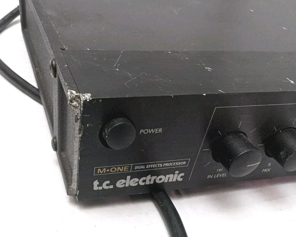 TC Electronic M-ONE Effects Processor READ
