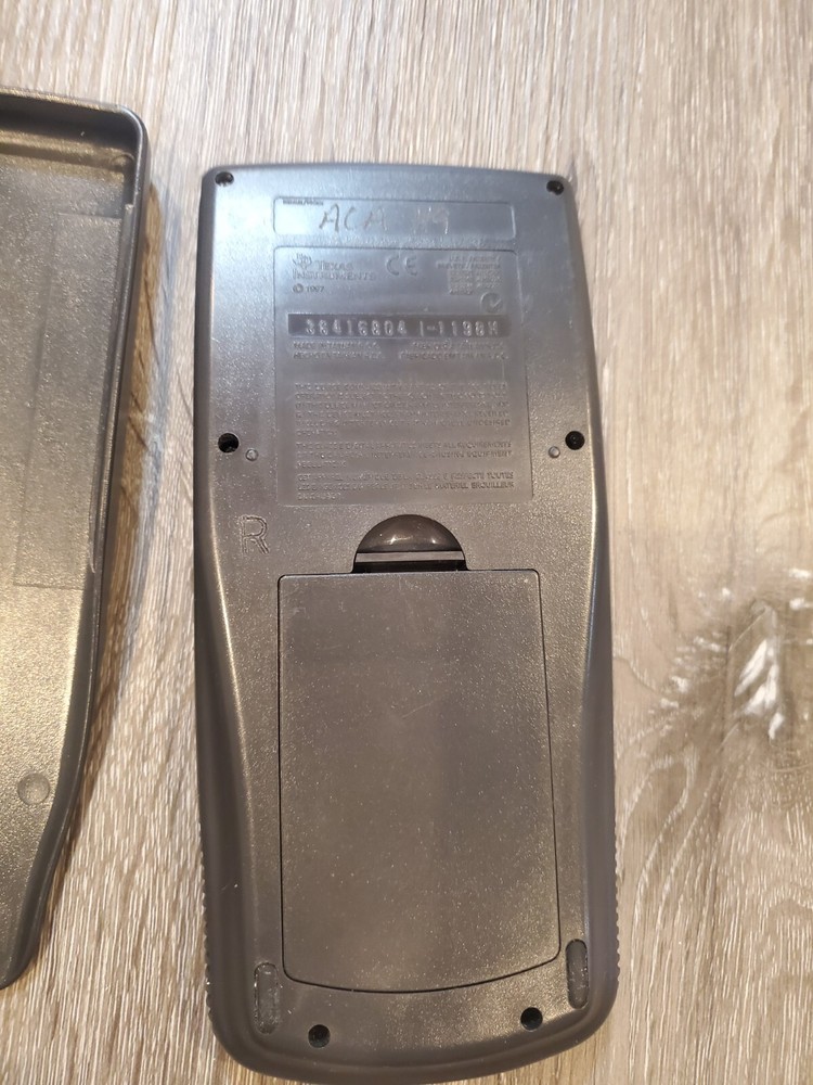 Texas Instruments TI-83 Calculator Tested and Working
