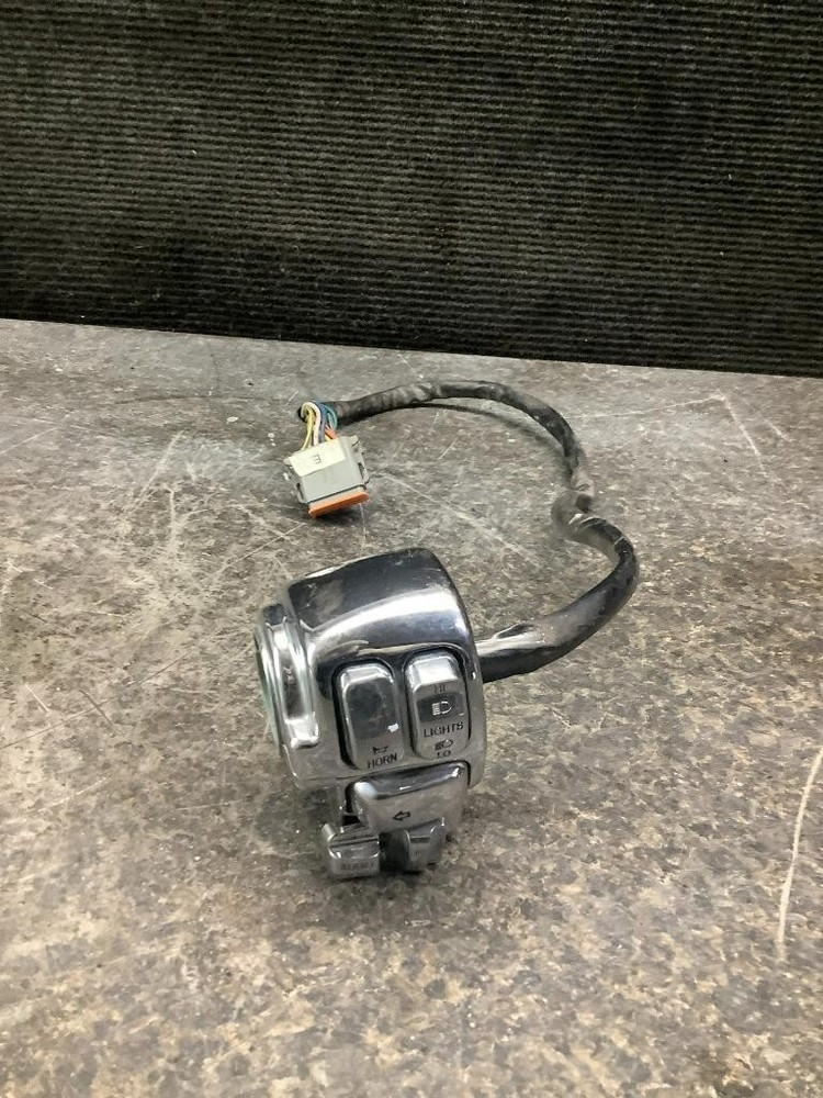06 Harley Ultra FLHT FLHTCUI Left Turn Switch Control 18G