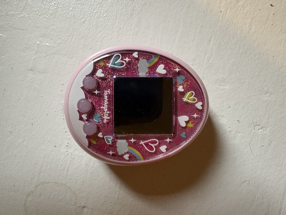 Tamagotchi ON Fairy Pink