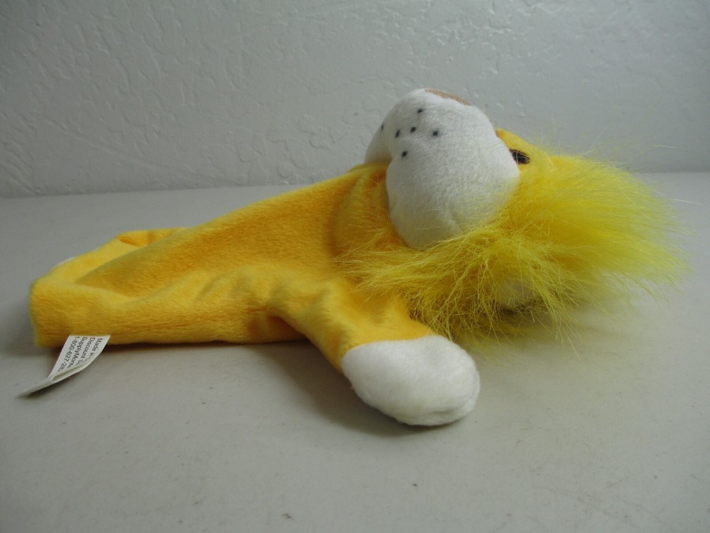 Vintage puppet lion hand puppet toy