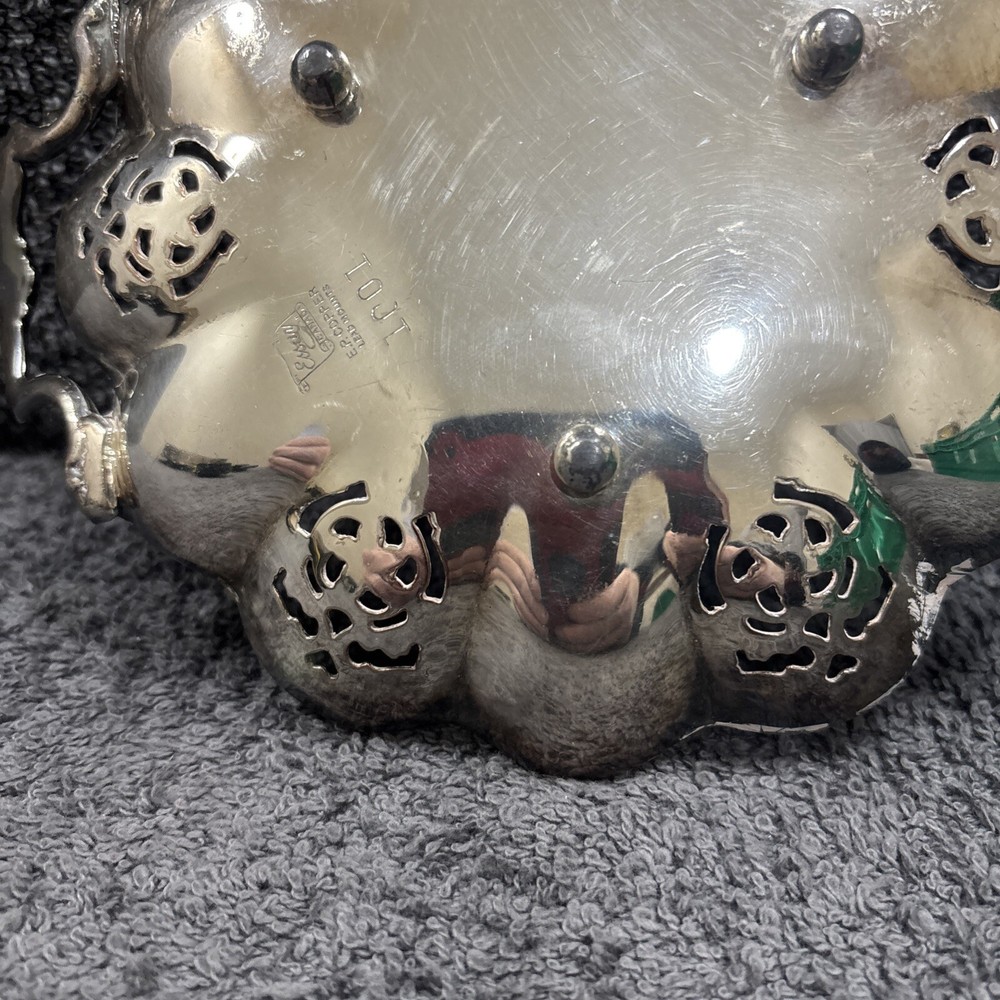 Silver plated Dish "Essay" Made in Canada. E.P. Copper 1001. Hall Marked