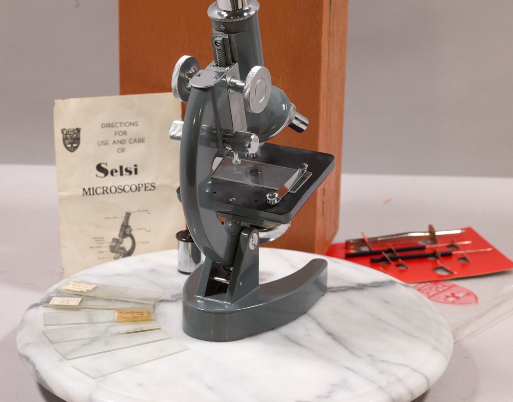 Selsi 1200x microscope with box and accessories. Immaculate condition.