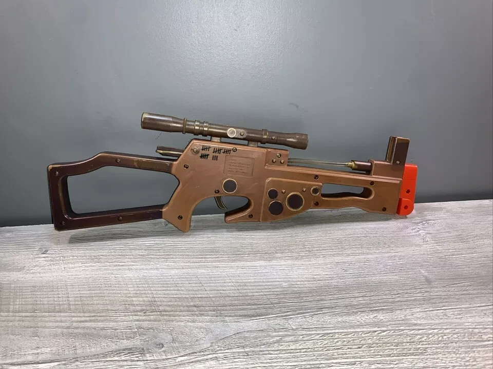 1997 Star Wars Chewbacca Bow Gun – Untested/Missing Part, AS/IS