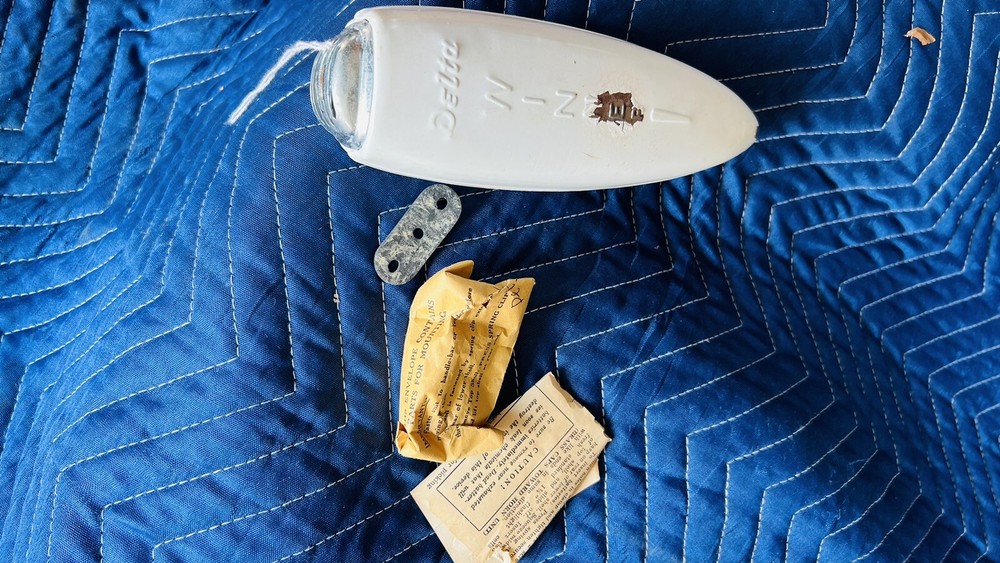 Delta Winner Horn NOS
