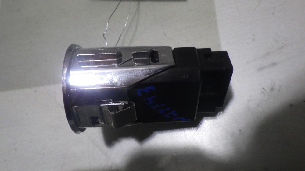 09 TOYOTA PRIUS IGNITION PUSH START POWER BUTTON