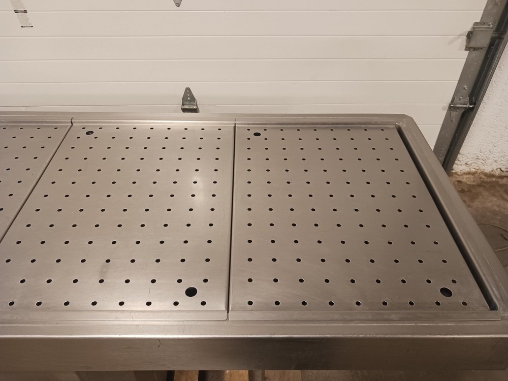 Mopec 158635 Elevating Autopsy Table CE200
