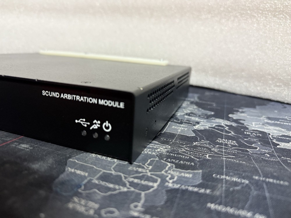 Airbus DS - Modulator Sam Sound Arbitration Module SAM with Power Adapter