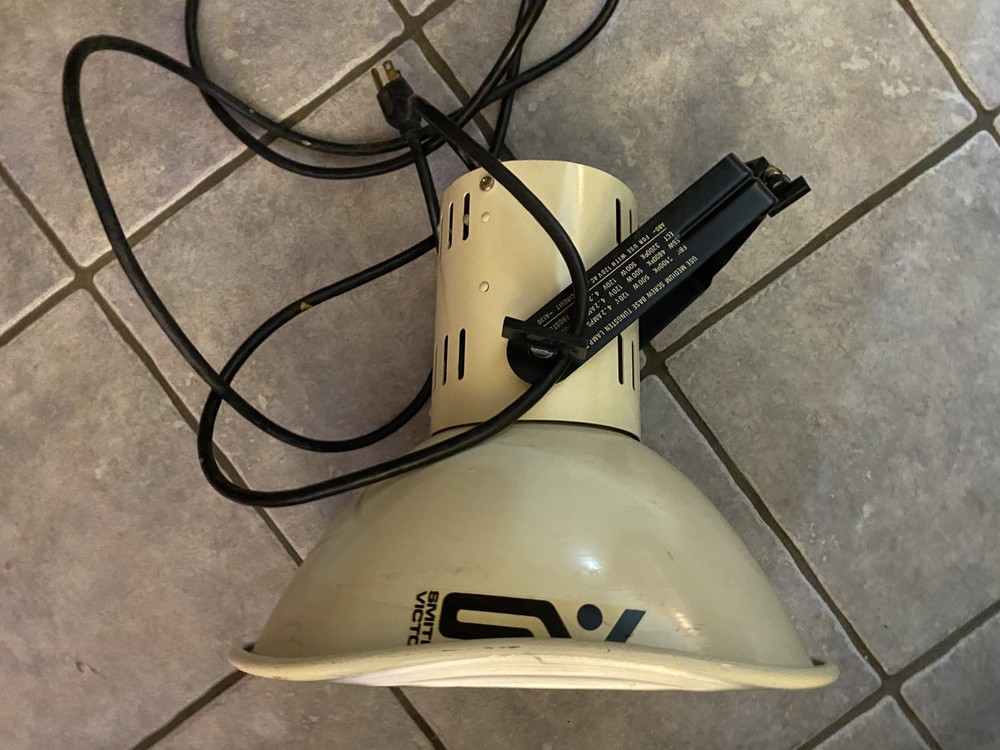 Smith-Victor Model A120 Photographic Studio Light 12.25"