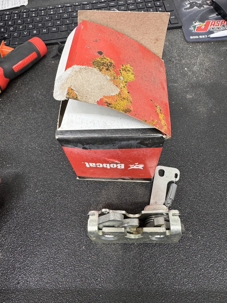 Bobcat Door Latch 7170871
