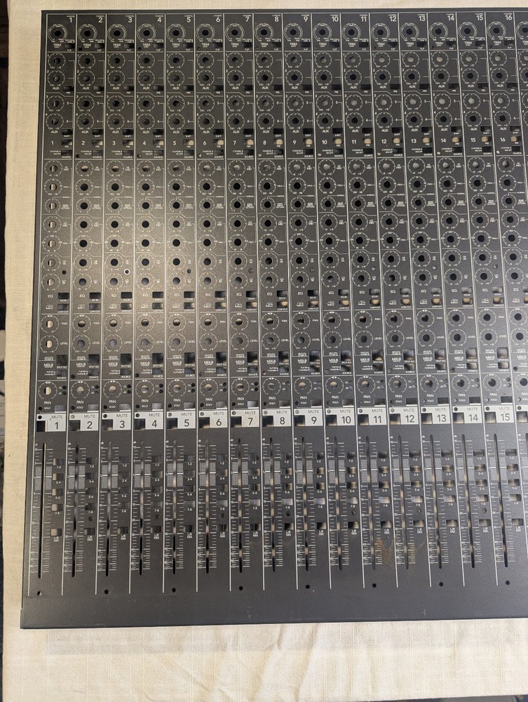 Mackie 32-8 Analog Mixing Console Main Panel, Chassis