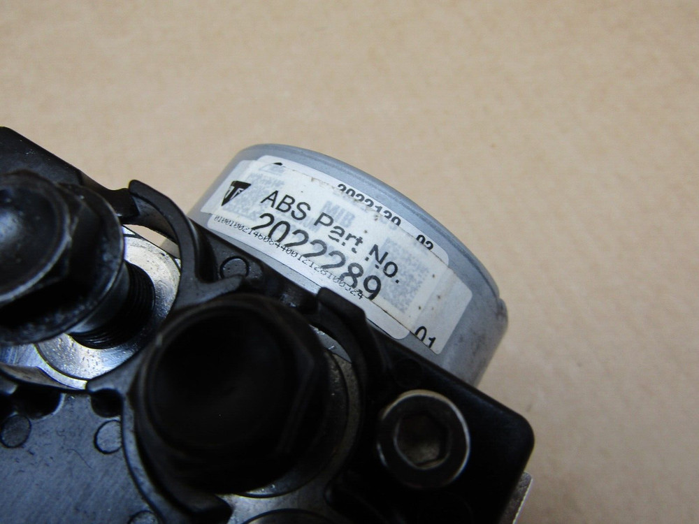 Triumph Tiger 1200 Rally Explorer 2022 ABS pump control module (12382)