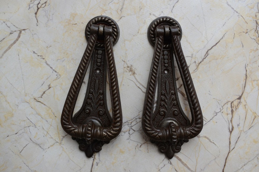 Vintage Cast Iron Victorian Door Gate Pull Knobs Knocker Handle Ring 2 pic