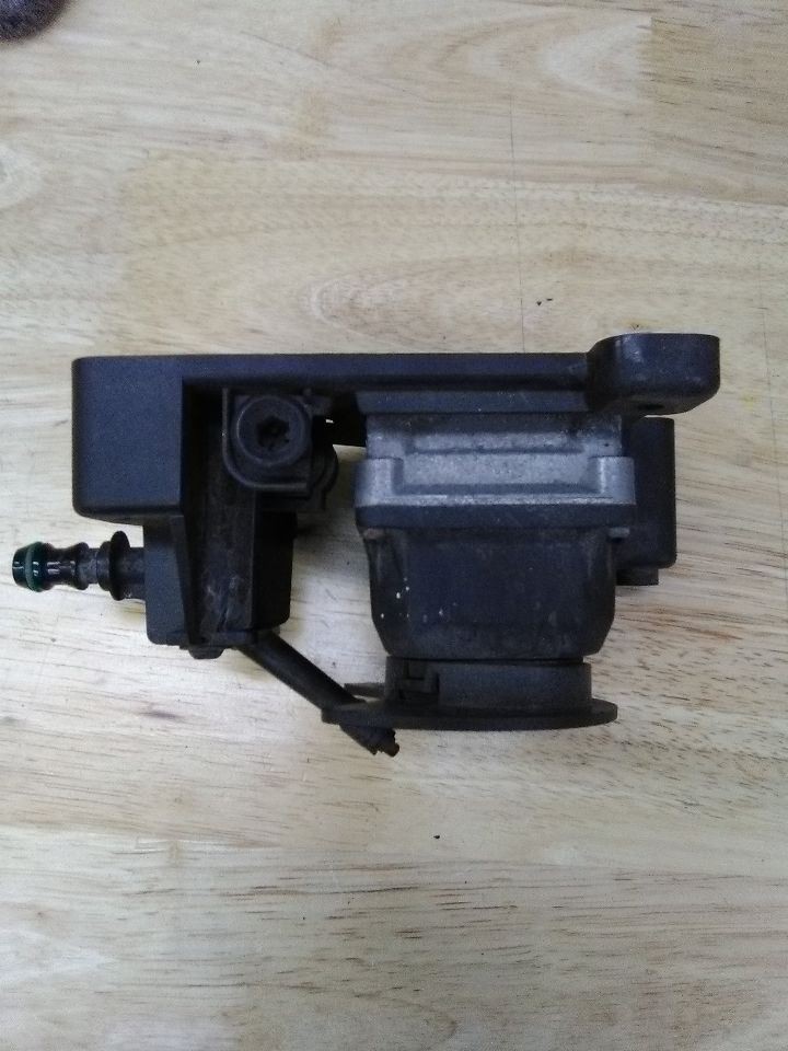 2017 Audi Q7 Left Driver Adaptive Cruise Module