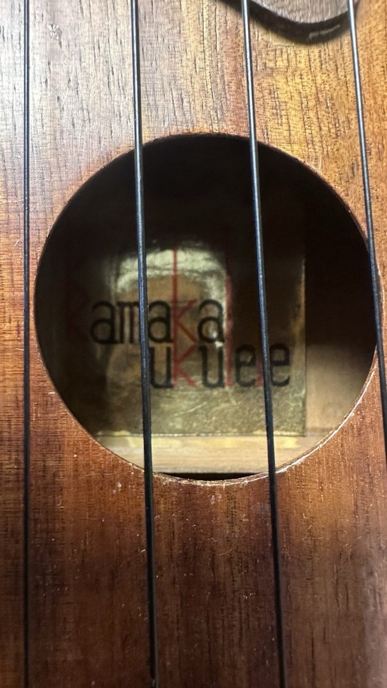 Kamaka Ukulele Gold label 4 string vintage