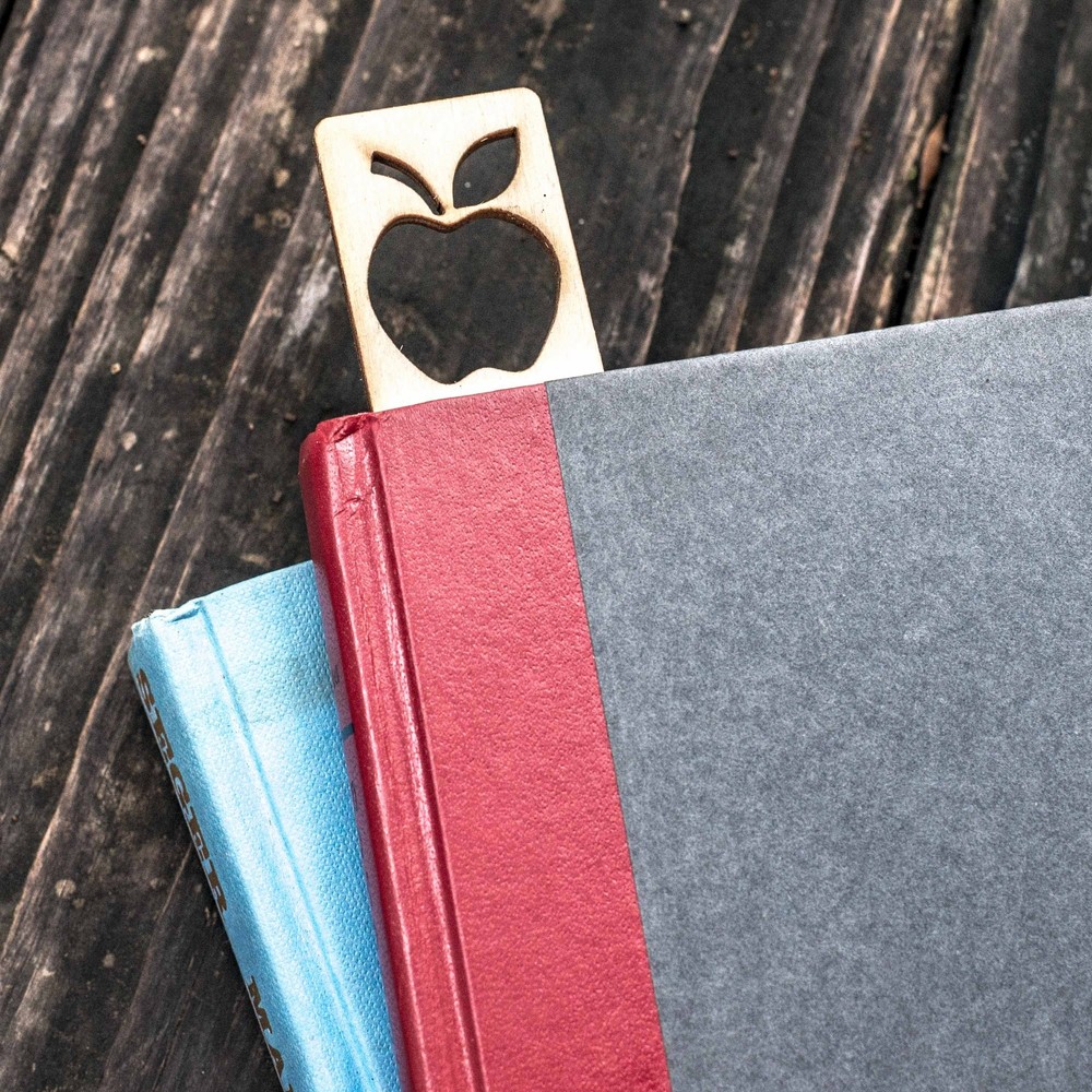 Bookmark - Worlds Okayest Teacher