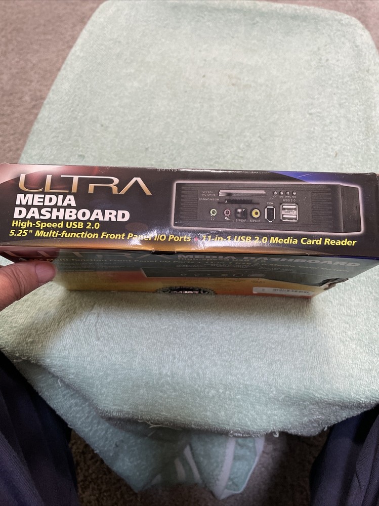 Ultra Media Dashboard High Speed USB 2.0 Card Reader New In Box