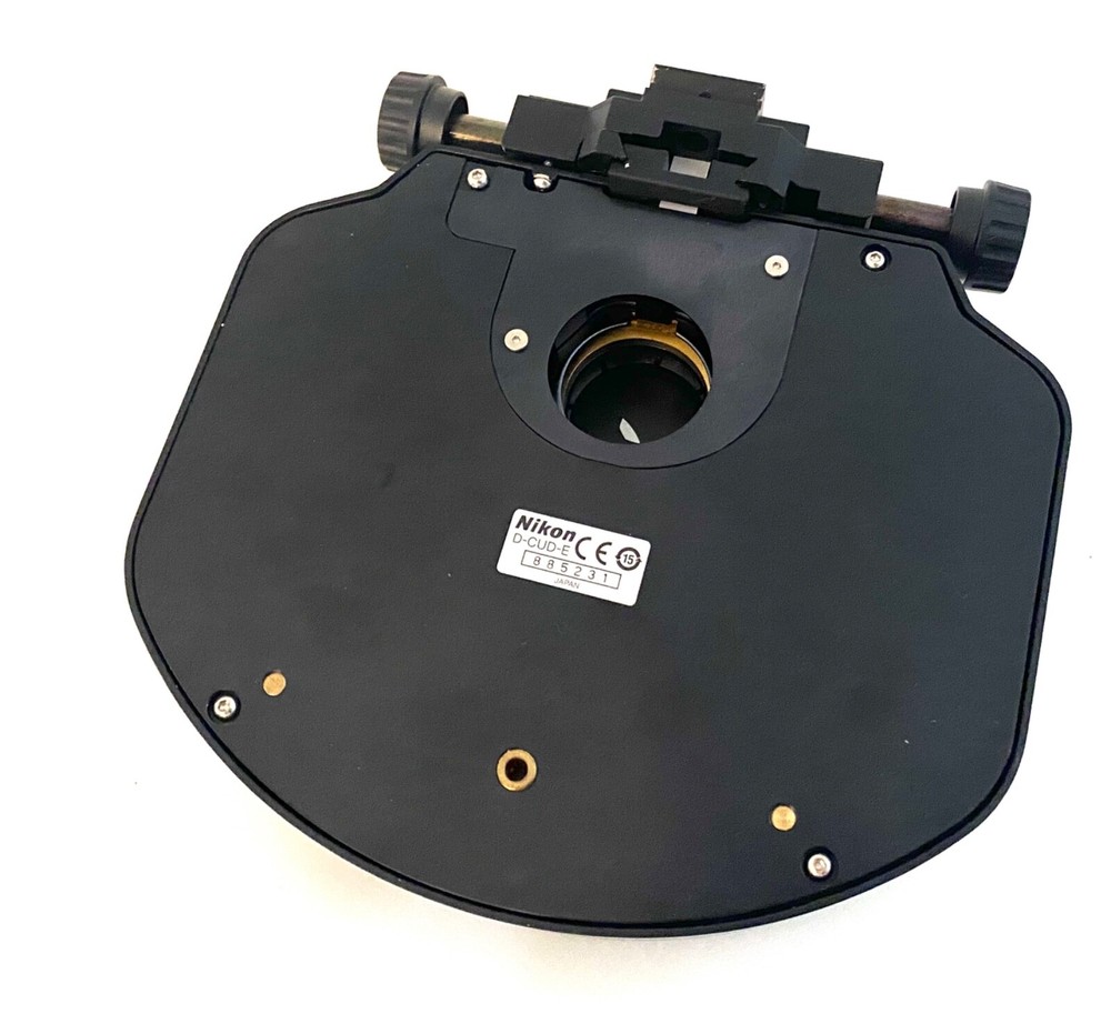 NIKON Eclipse 90i Microscope w/ 5 Objectives