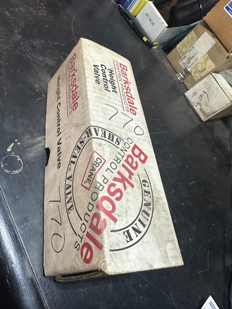 BARKSDALE HEIGHT CONTROL VALVE BKS-KD2261