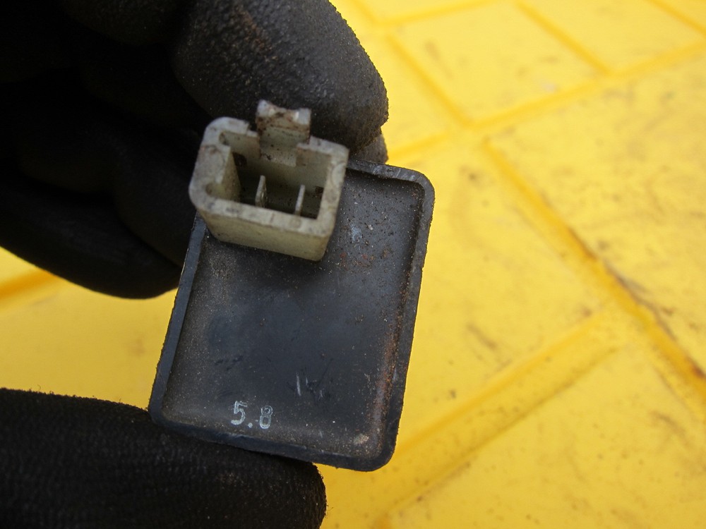 1989 Suzuki GS500E OEM RELAY